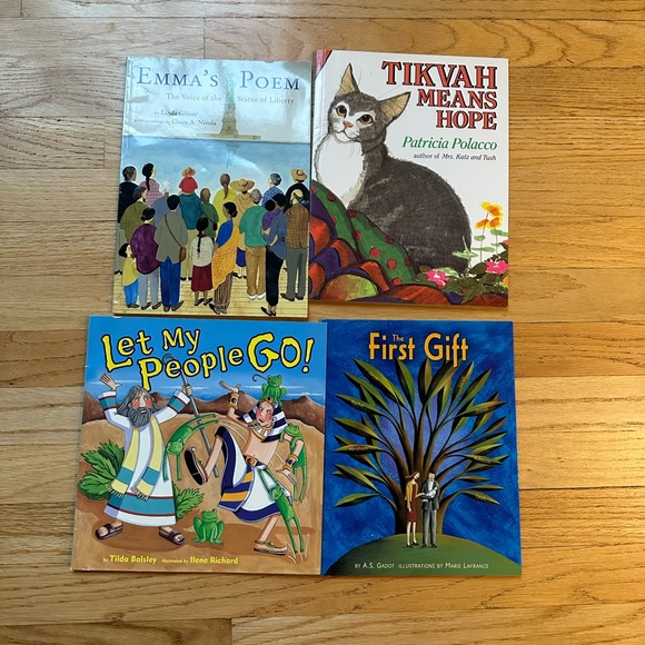 Children’s books about Jewish traditions - Picture 1 of 2